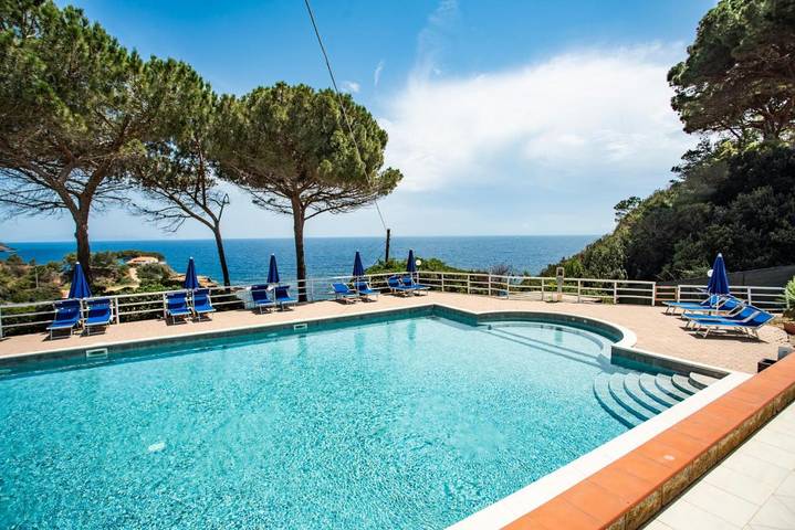 Apartahotel para 2 personas, con Balcón y Terraza además de Jardín y Piscina para niños en Toscana