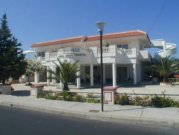 Ferienwohnung für 3 Personen, mit Ausblick und Terrasse in Faliraki - 2
