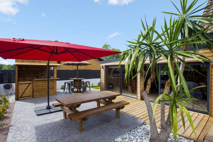 Location de vacances pour 8 personnes, avec piscine ainsi que jardin et terrasse, adapté aux familles à Bénesse-Maremne - 2