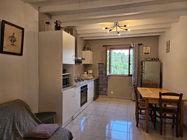 Gîte pour 4 personnes, avec terrasse et vue à Ansouis - 4