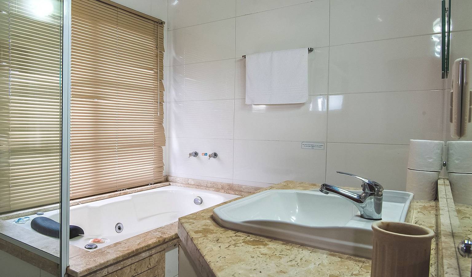 Estudio entero, Bangalô Premium c/ Hidro - Bangalôs do Rosa in Ibiraquera, Imbituba