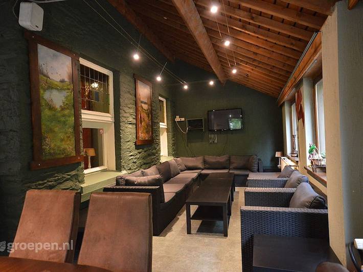 Location de vacances pour 54 personnes, avec balcon/terrasse et terrasse à La Roche-en-Ardenne - 3