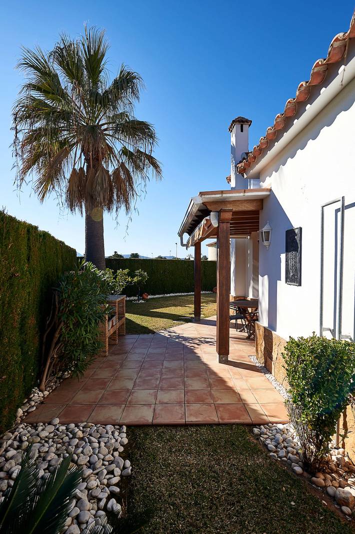 Casa rural para 4 personas, con terraza y jardín en Oliva - 4