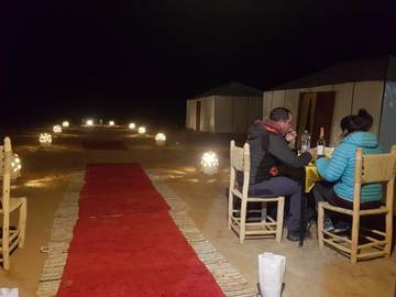 Cottage pour 3 personnes, avec terrasse et vue dans Merzouga