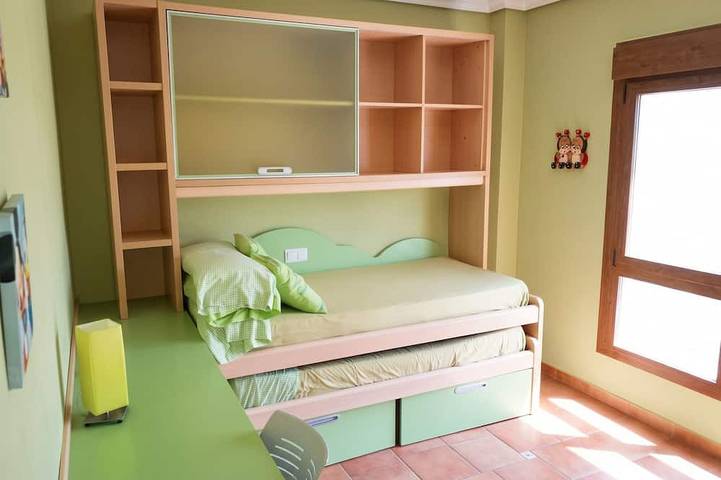 Homerez - Luxuriöse Villa in Arcas, privater Pool in Arcas del Villar, Cuenca Provinz