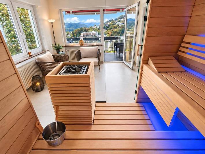 Ferienwohnung für 7 Personen, mit Balkon und Terrasse sowie Whirlpool und Garten in Lahn-Taunus