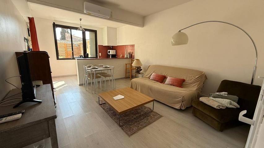 Gîte pour 4 personnes, avec Terrasse dans Office de Tourisme d'Aigues-Mortes en Terre de Camargue