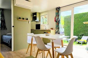 Camping für 4 Personen in Ruoms