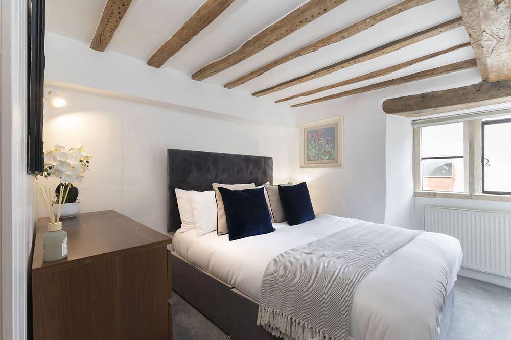 Charming 3-Bed Cottage in Central Stroud in Stroud, Gloucestershire