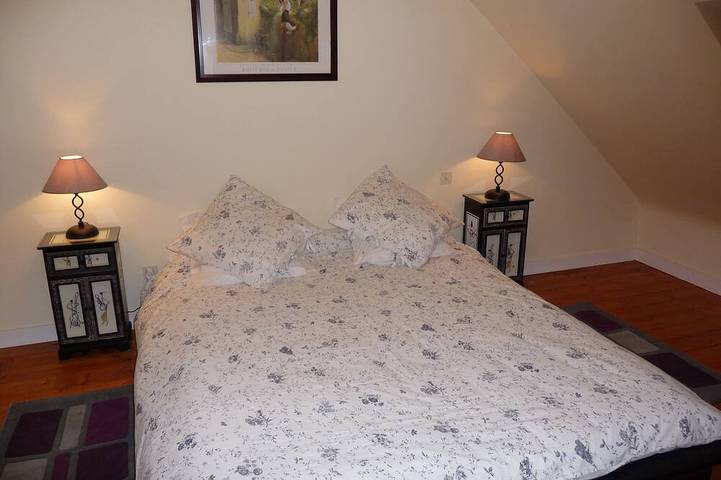 Gîte pour 4 personnes, avec jardin à Pleugriffet - 2