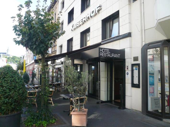 Hotel voor 3 personen, met terras, met huisdier in Siegburg