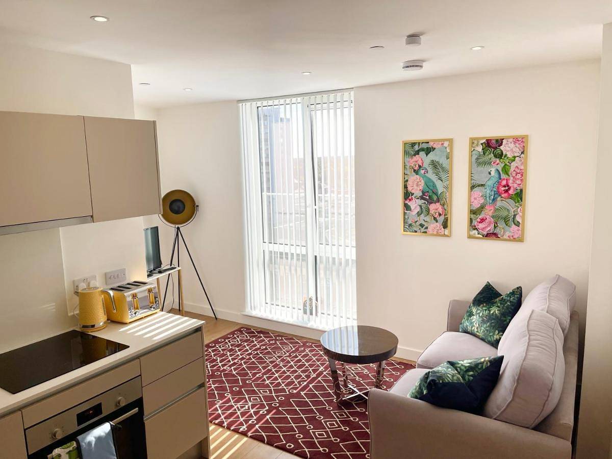 Entire apartment, Two-Bedroom Apartment in Bracknell, Berkshire
