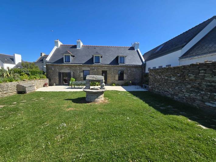 Location de vacances pour 11 personnes, avec jardin et vue dans Locmaria (Groix) - 2