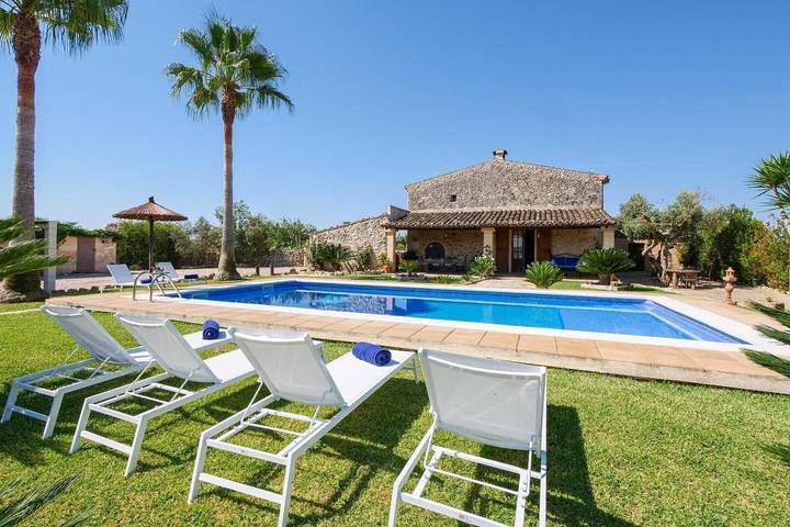 Ferienhaus für 6 Personen, mit Garten und Kinderpool