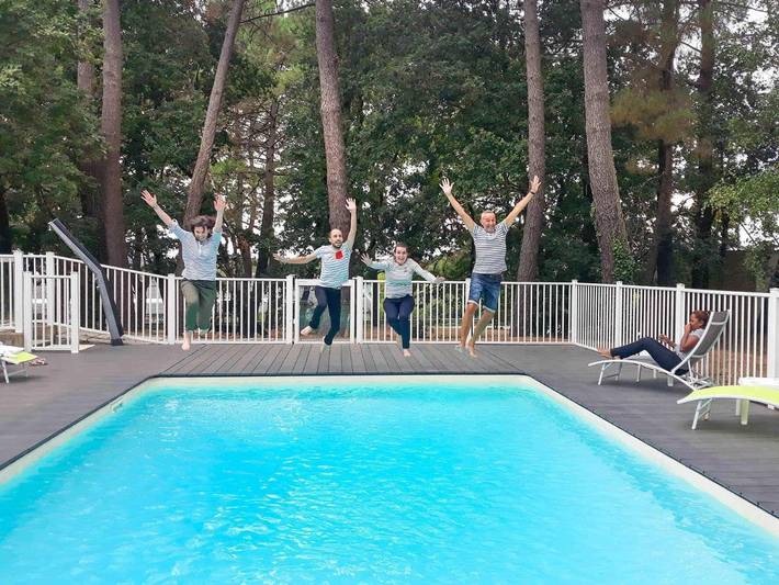 Hôtel pour 3 personnes, avec piscine et jardin, animaux acceptés