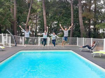 Hôtel pour 3 personnes, avec piscine et jardin, animaux acceptés à Caudan