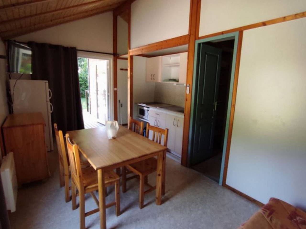 4-person Chalet with Terrace in Challes-les-Eaux in Challes-les-Eaux, Chambéry region