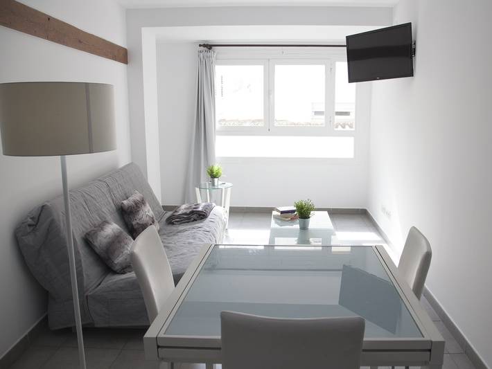 Ferienwohnung für 6 Personen, mit Balkon in Valencia