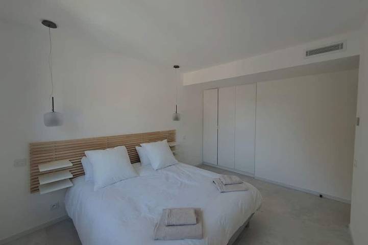 Location de vacances pour 12 personnes, avec jardin dans Plage de la Madrague - 2