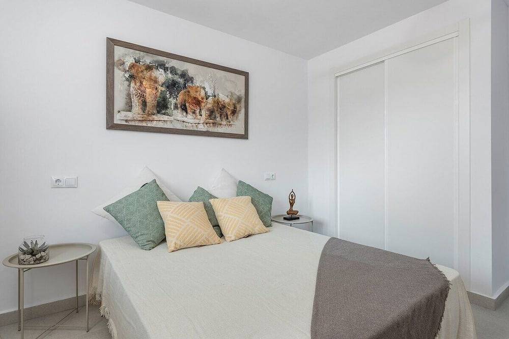 Ganze Wohnung, Playa Roqueta Guardamar Del Segura by Villas&You in Playa Moncayo, Guardamar del Segura