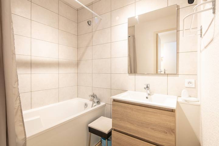 Gîte pour 4 personnes, avec balcon dans Office De Tourisme Du Corbier - 4