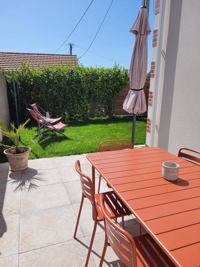 Location de vacances pour 6 personnes, avec jardin et terrasse dans Plage de La Source
