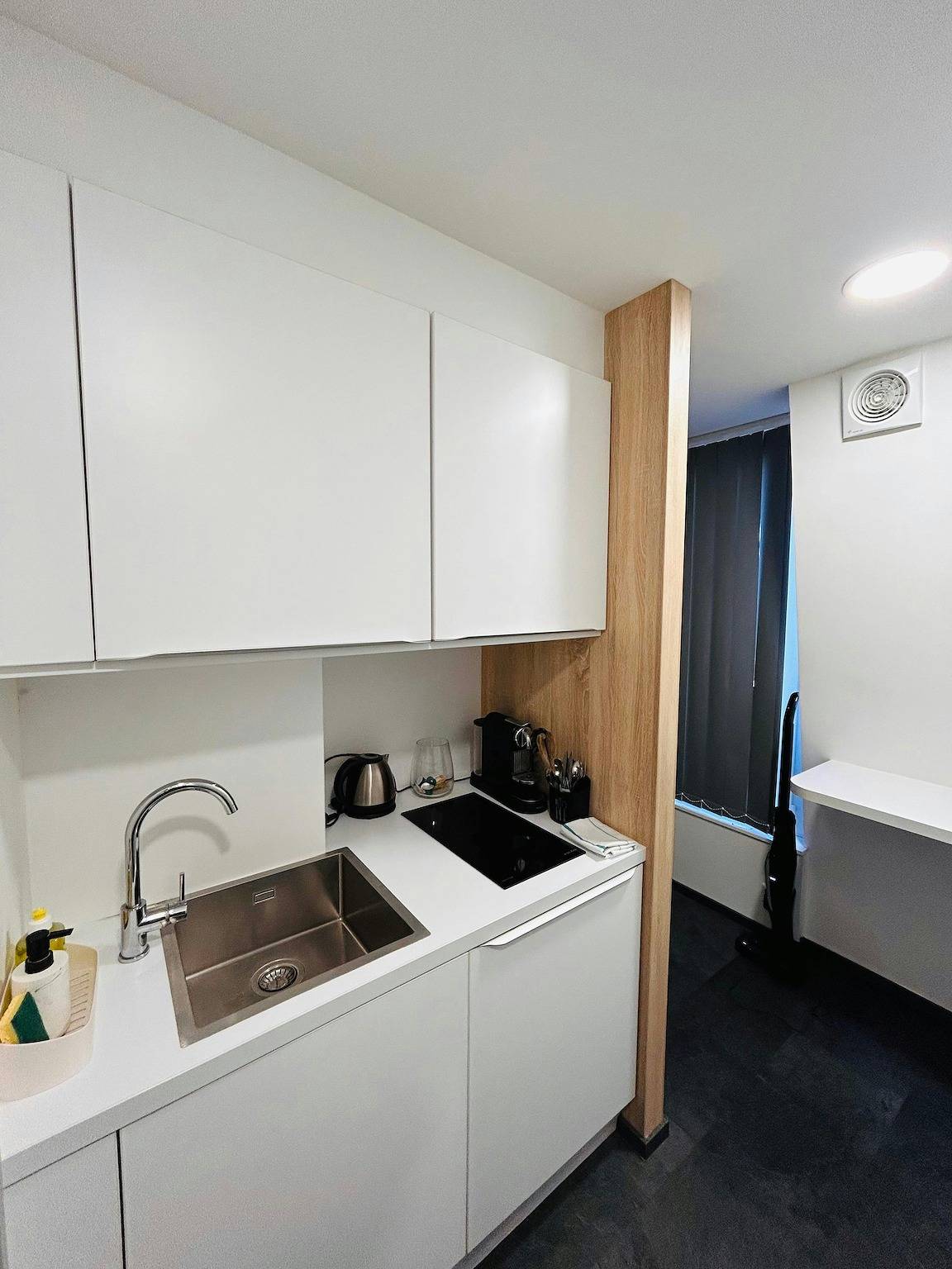 Entire apartment, Les Toits de Langlet | Hypercentre in Reims, Marne