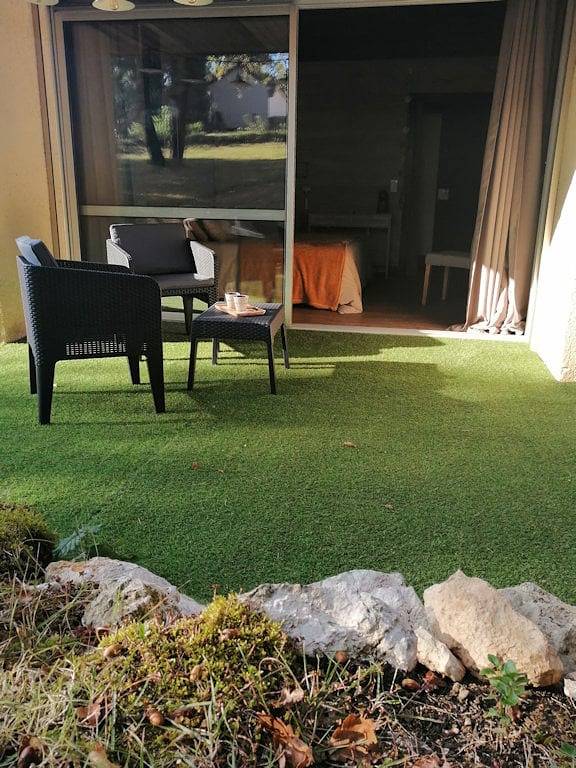 Chambre d’hôte pour 2 personnes, avec piscine ainsi que jardin et jacuzzi dans Occitanie - 3