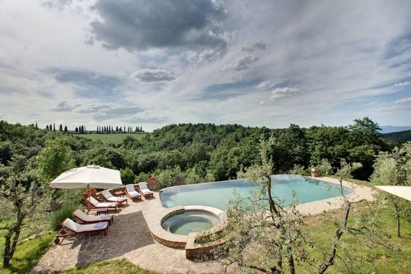 Appartamento per 12 Persone in San Casciano in Val di Pesa, Chianti