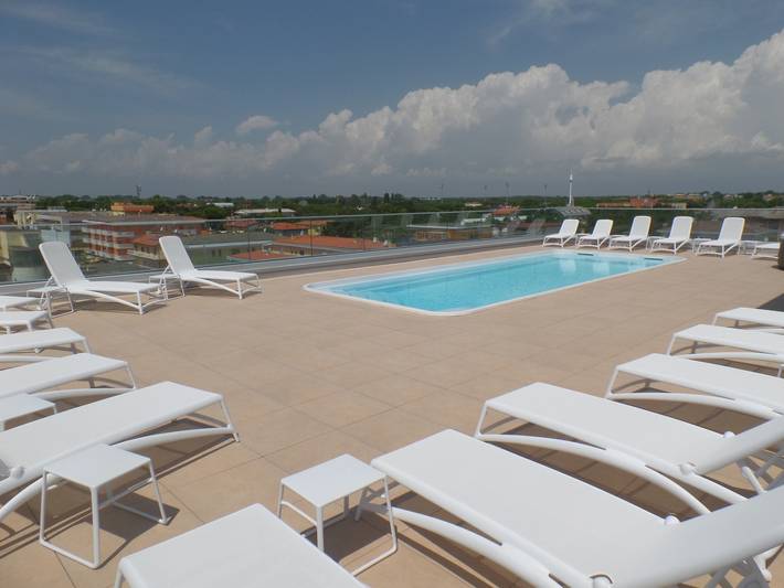 Apartamento de vacaciones para 5 personas, con balcón y piscina - 1