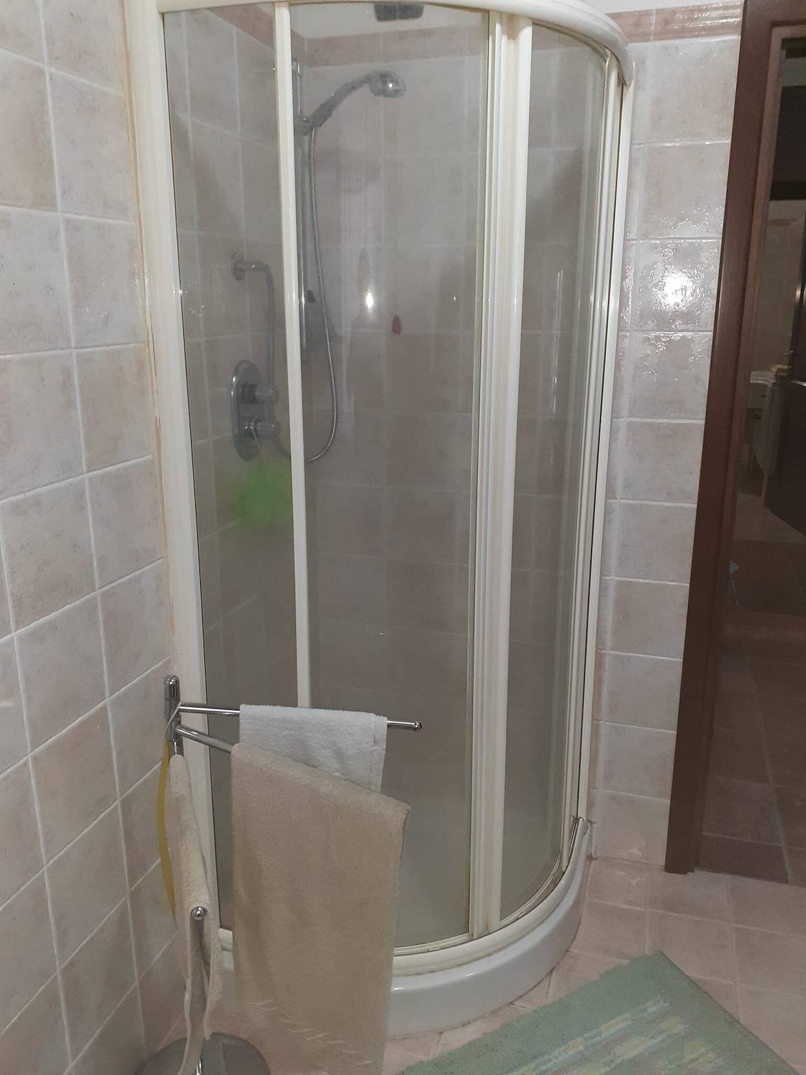 Room 'Matrimoniale Con Terrazzo Condiviso' with Lake View, Shared Terrace and Wi-Fi in Oscheri, Olbia-Tempio