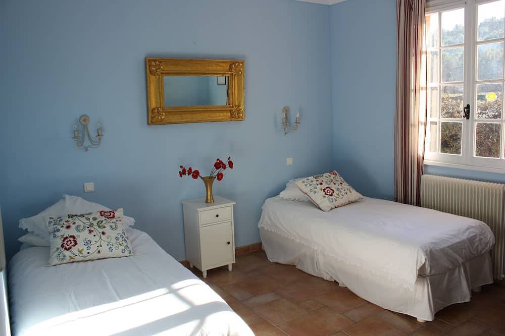 Geräumige Villa in der Provence, in der Nähe von Lorgues, mit beheiztem Pool in Le Thoronet, Draguignan Region