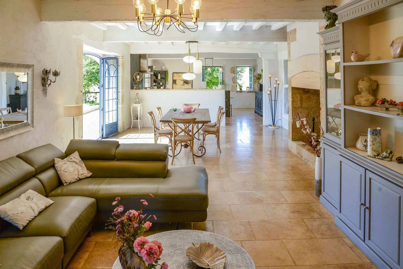 Villa pour 8 personnes avec piscine in Moncrabeau, Région de Nérac