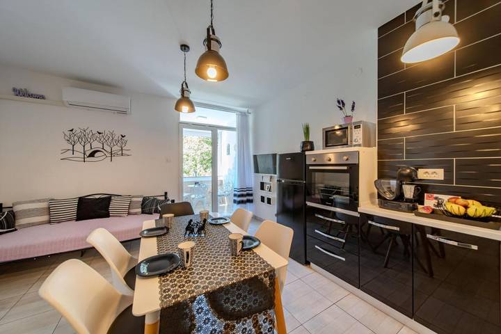 Ferienwohnung für 5 Personen, mit Terrasse und Ausblick - 1