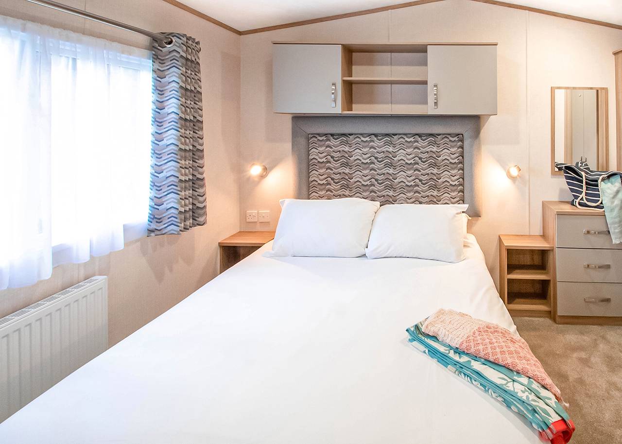 Statement 2 in Milford-on-Sea, Hampshire