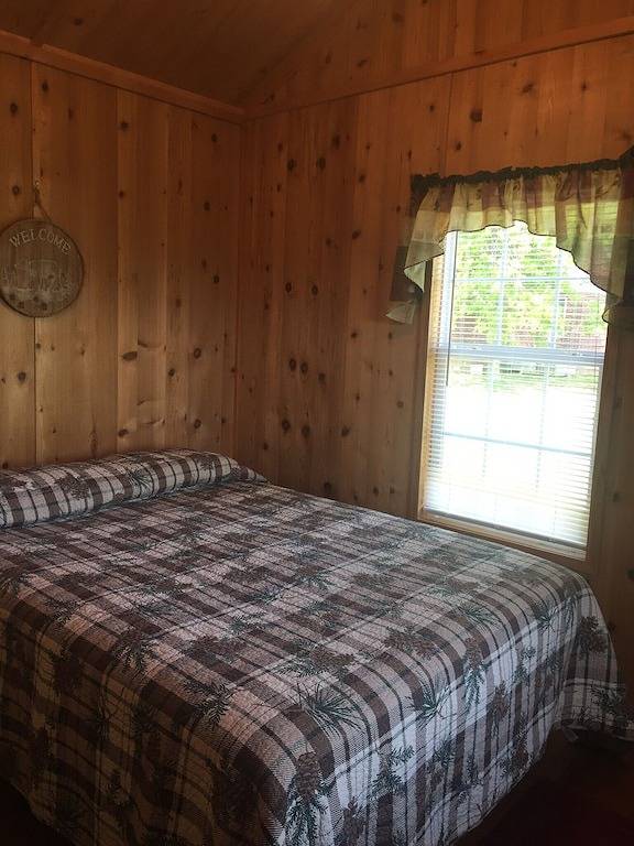 Ein Blick auf den Himmel des Dale Hollow Lake erlaubt Haustiere in Dale Hollow Lake