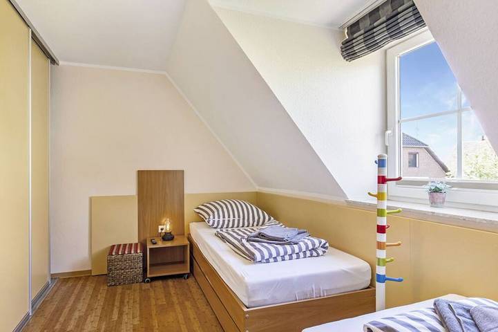 Ferienhaus für 6 Personen, mit Sauna und Pool in Butjadingen - 4