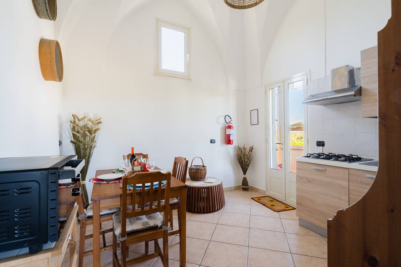 Casa Vacanze 'Garden Terrace Apartment Gallipoli' con Terrazza Privata, Giardino e Wi-Fi in Gallipoli, Golfo di Taranto
