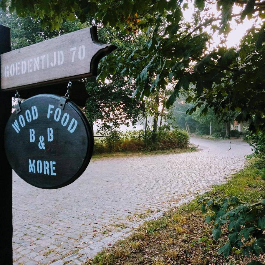 B&B Wood, Food & More in Alphen, Nordbrabant