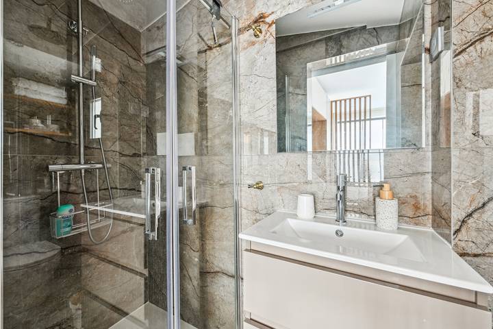 Apartamento entero, Apartamento de vacaciones para 2 personas in Courbevoie, Altos del Sena