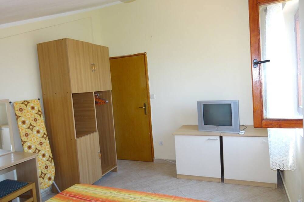 Ganze Wohnung, Zwei-Schlafzimmer-Apartments mit Meerblick - in Tivat, Boka Kotorska