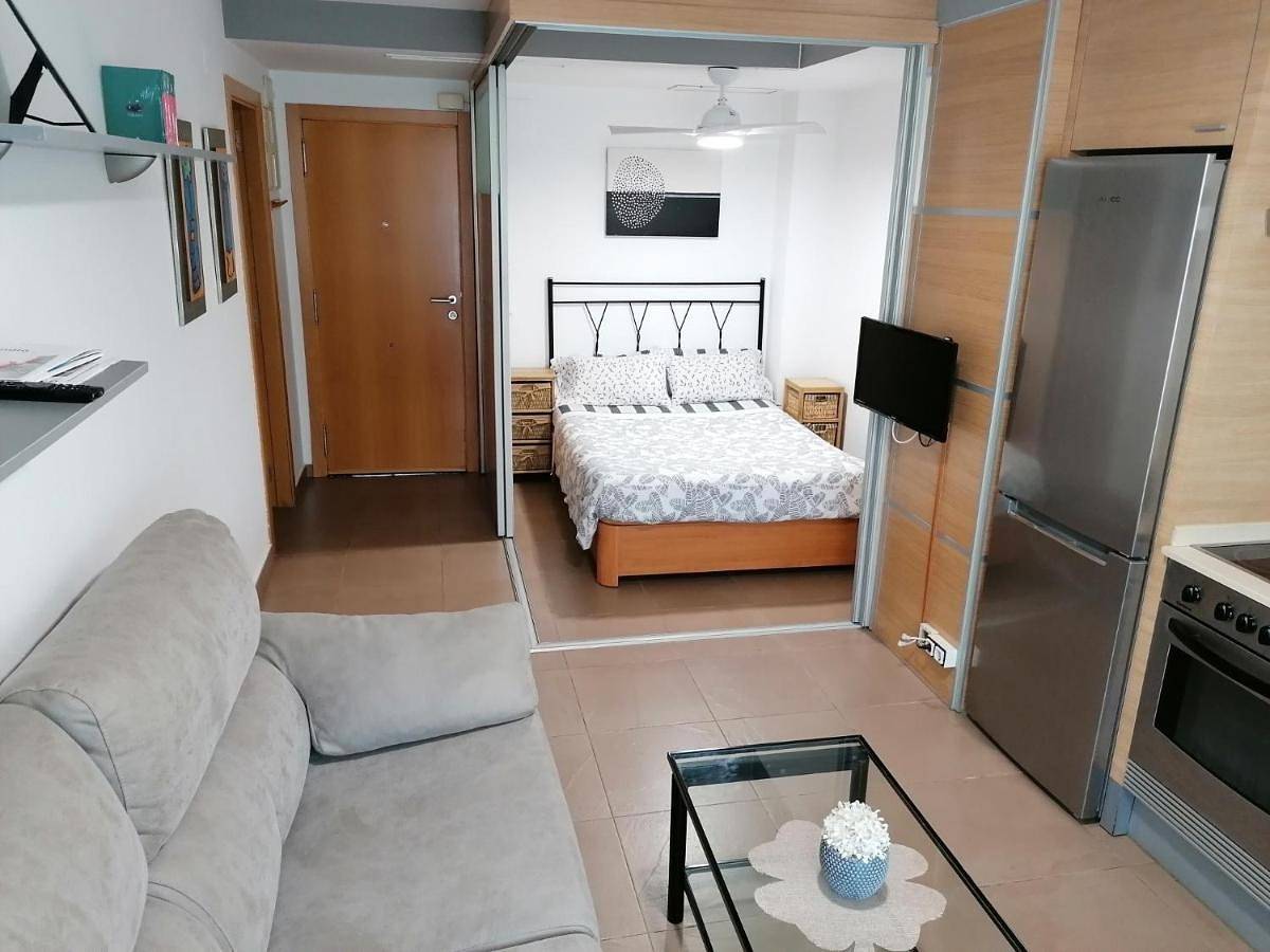 Apartamento entero, Estudio con patio en Daimus niños y mascotas consultar in Daimuz, Costa de Valencia