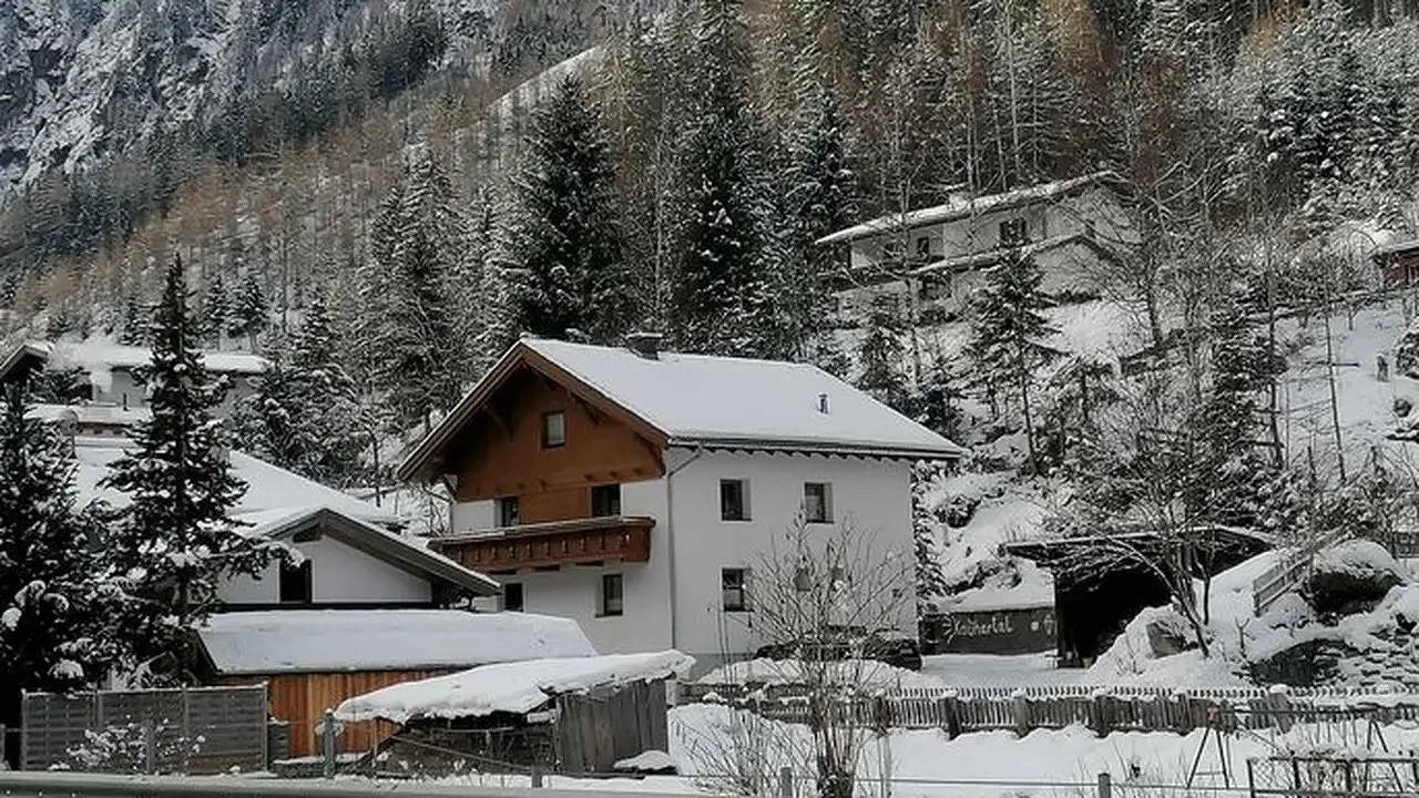 Ganze Ferienwohnung, Ferienwohnung für 6 Personen (110 m²) in Kaunertal in Feichten, Kaunertal
