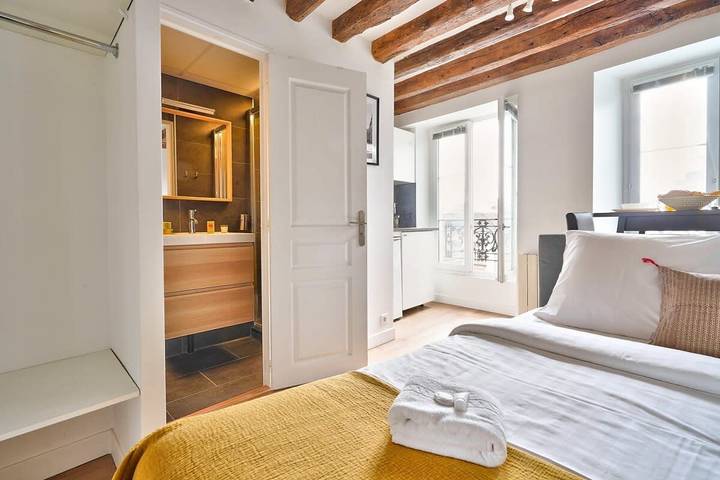 Appartamento intero, Appartamento vacanze per 2 persone in 10th Arrondissement, Parigi