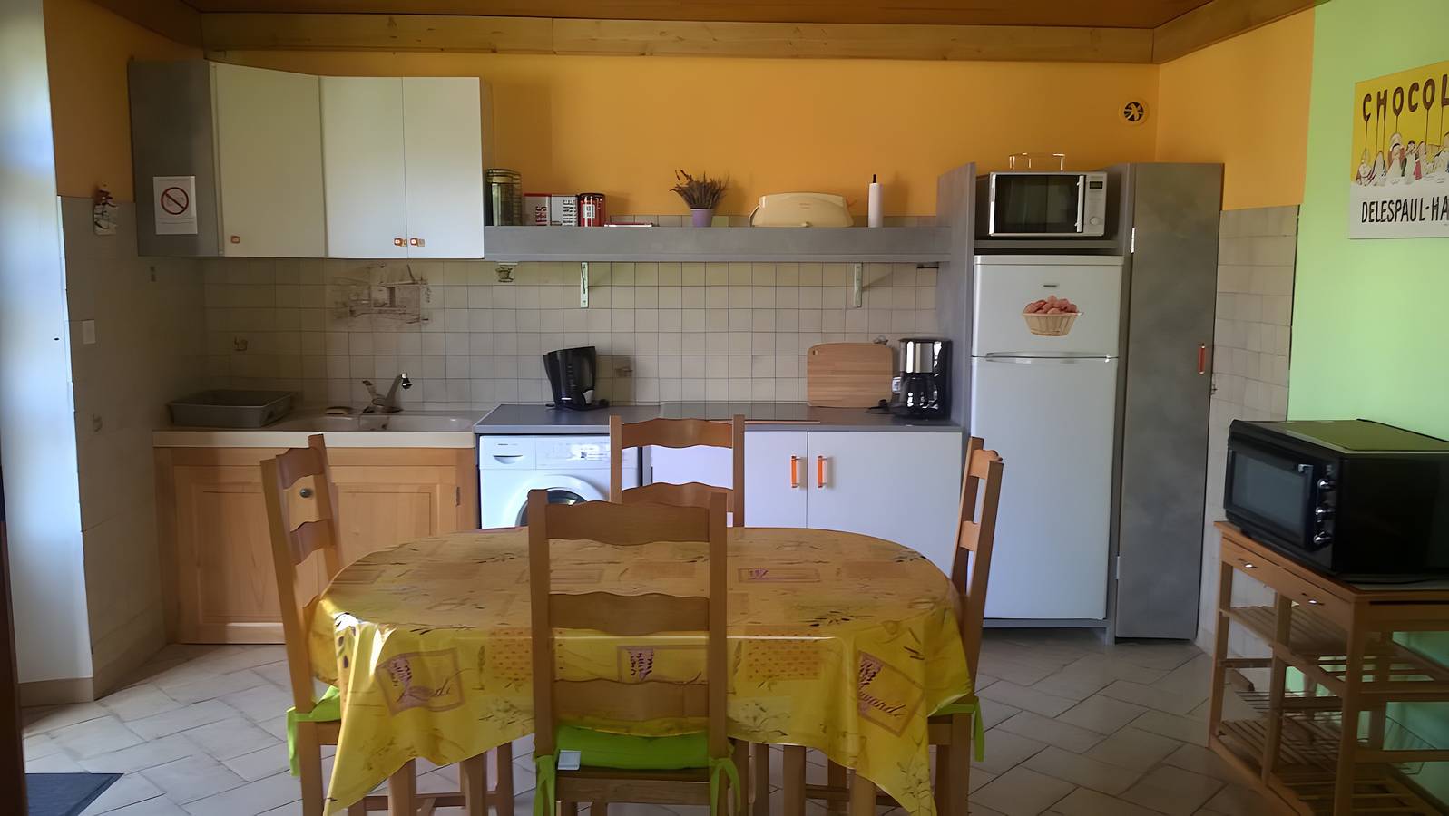 Gîte « À l’ombre du Tilleul » : vue montagne, terrasse privée et Wi-Fi in Montpezat-sous-Bauzon, Parc naturel régional des Monts d'Ardèche