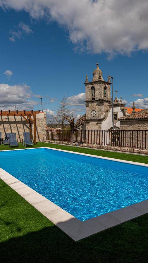 Location de vacances pour 2 personnes, avec piscine ainsi que jardin et vue à Vila Flor - 3