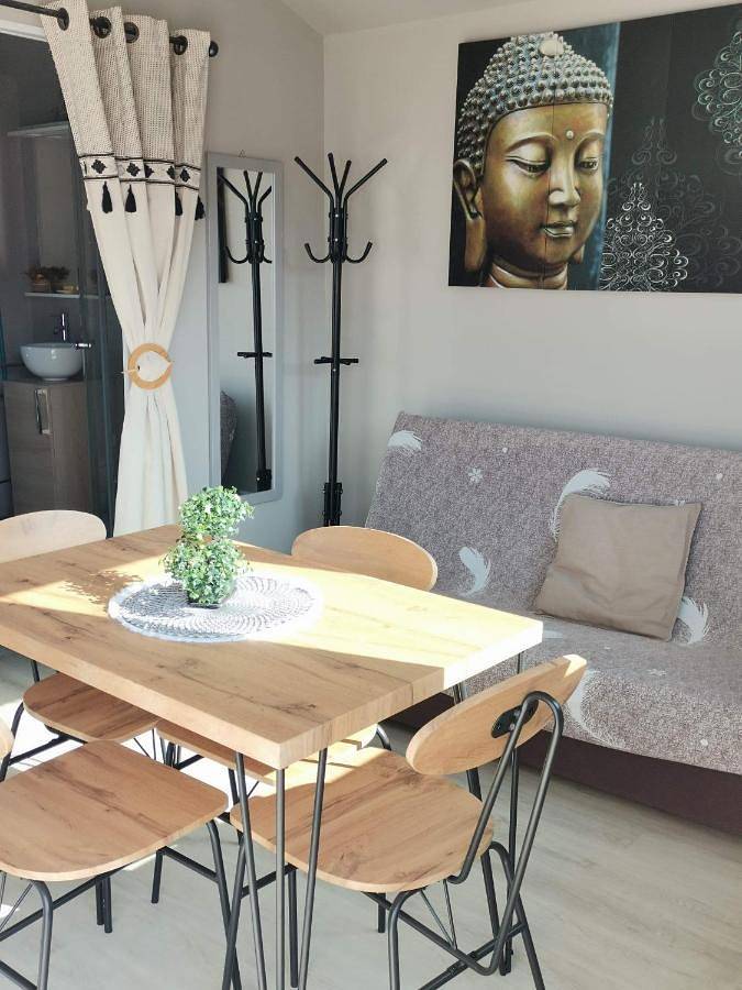 Chambre d’hôte pour 5 personnes, avec Jacuzzi et Terrasse à Somain