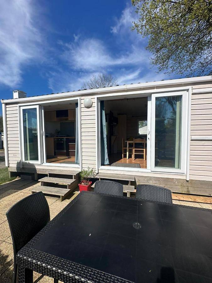 Maison de vacances pour 4 personnes, avec Terrasse ainsi que Jardin et Piscine