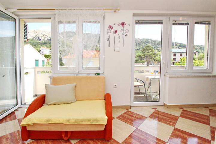 Ferienwohnung für 2 Personen, mit Balkon/Terrasse in Baska - 2