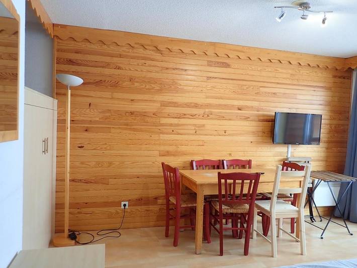 Chalet pour 5 personnes, avec vue ainsi que piscine et balcon dans La Foux d'Allos - 2